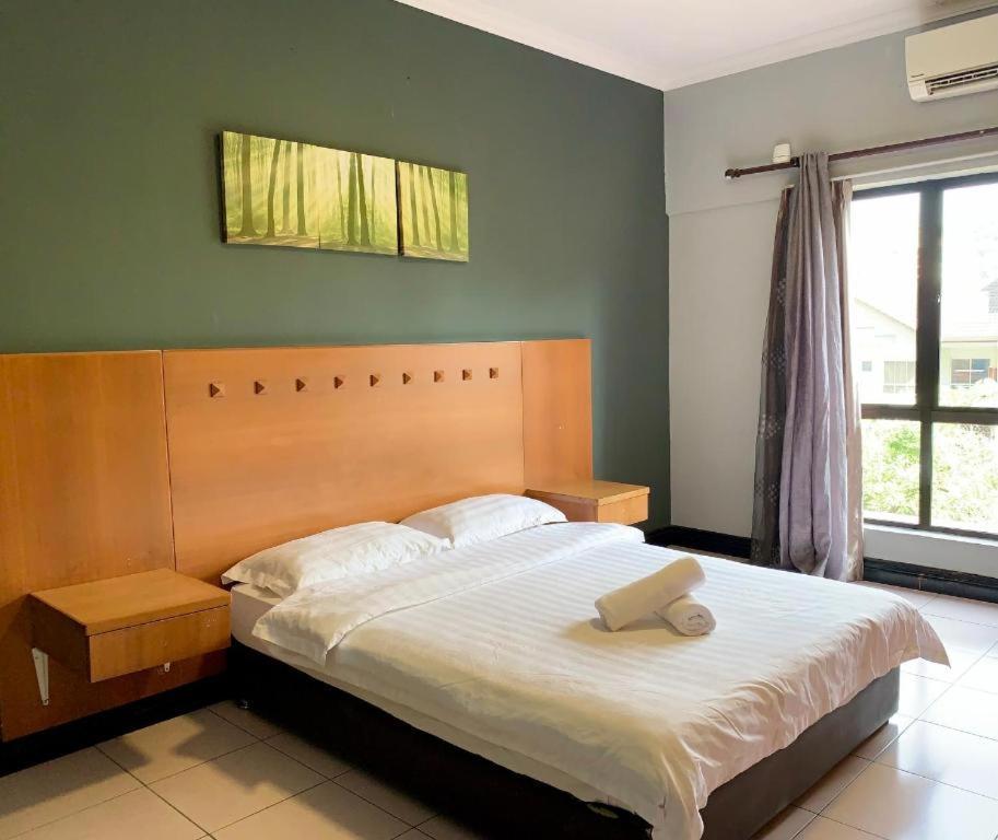 Marina Court Vacation Home 3 Bedrooms - Kota Kinabalu Exterior photo