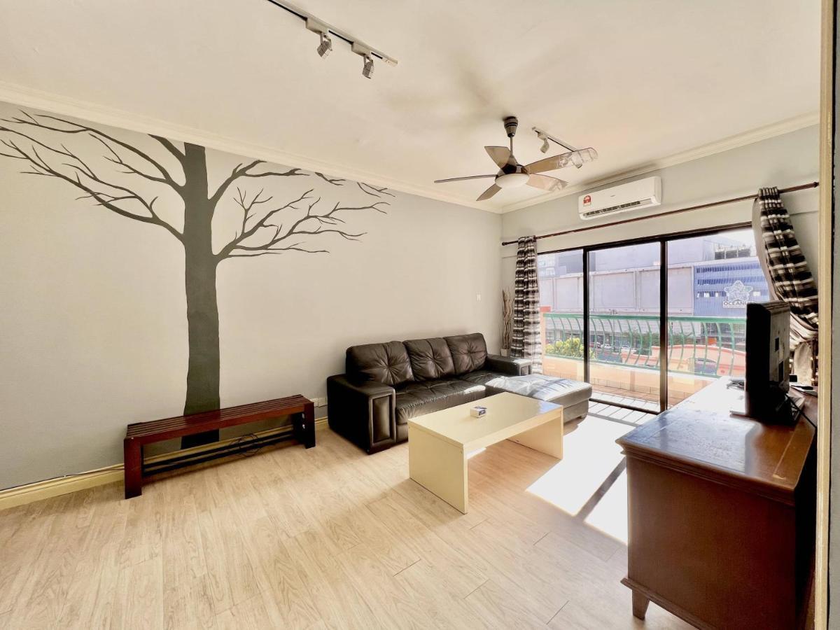Marina Court Vacation Home 3 Bedrooms - Kota Kinabalu Exterior photo